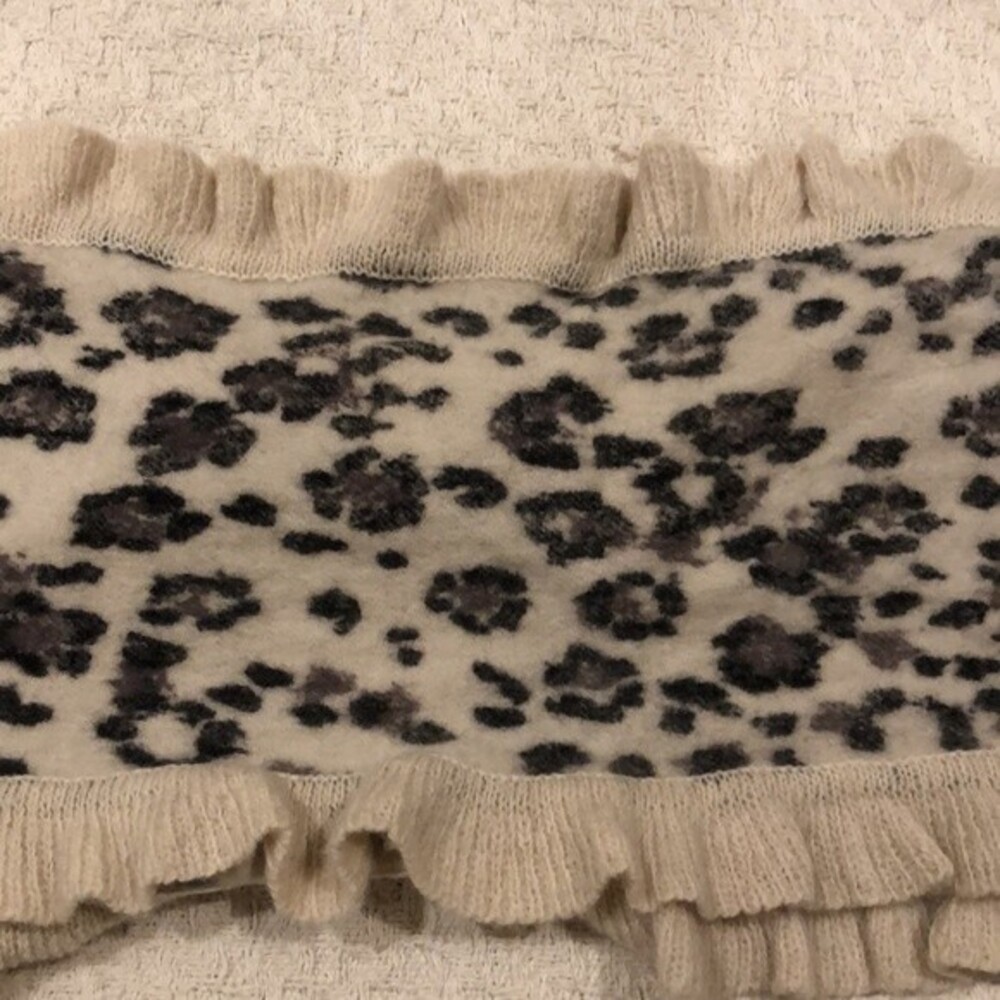 Nordstrom Wool and Cashmere Animal Print Scarf - Picture 2 of 3